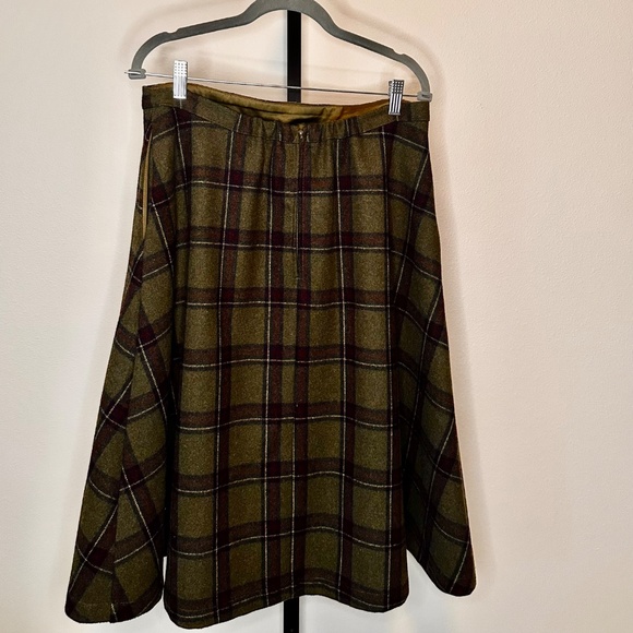 Modcloth Prim Class Hero  wool blend A-Line Skirt - Picture 3 of 12